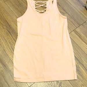 Peach colored girls size XL tank